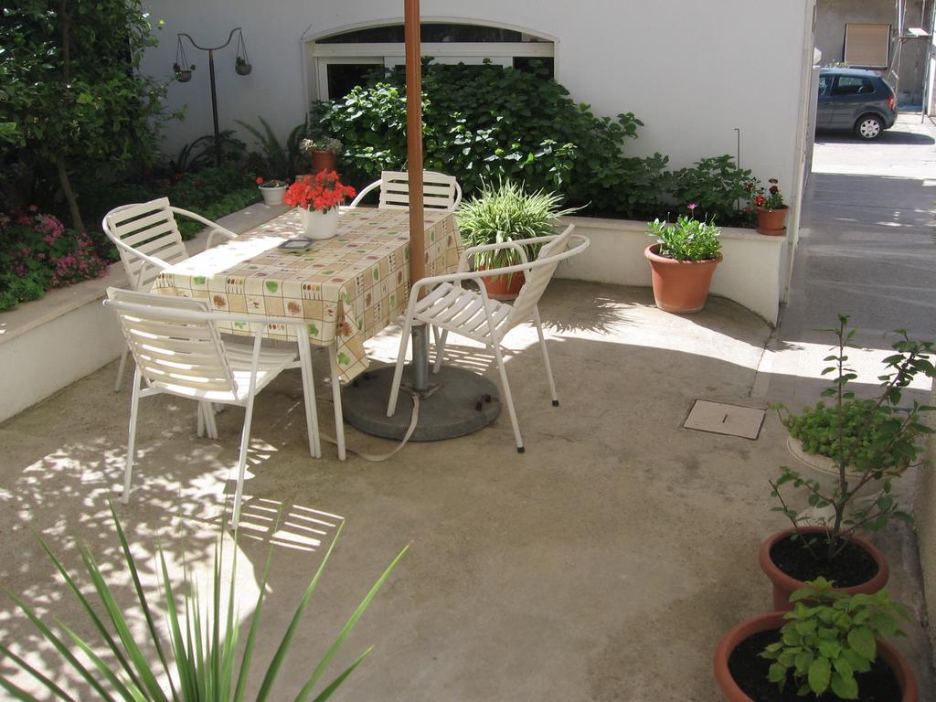 Apartments Marjanovic Bol Exterior foto